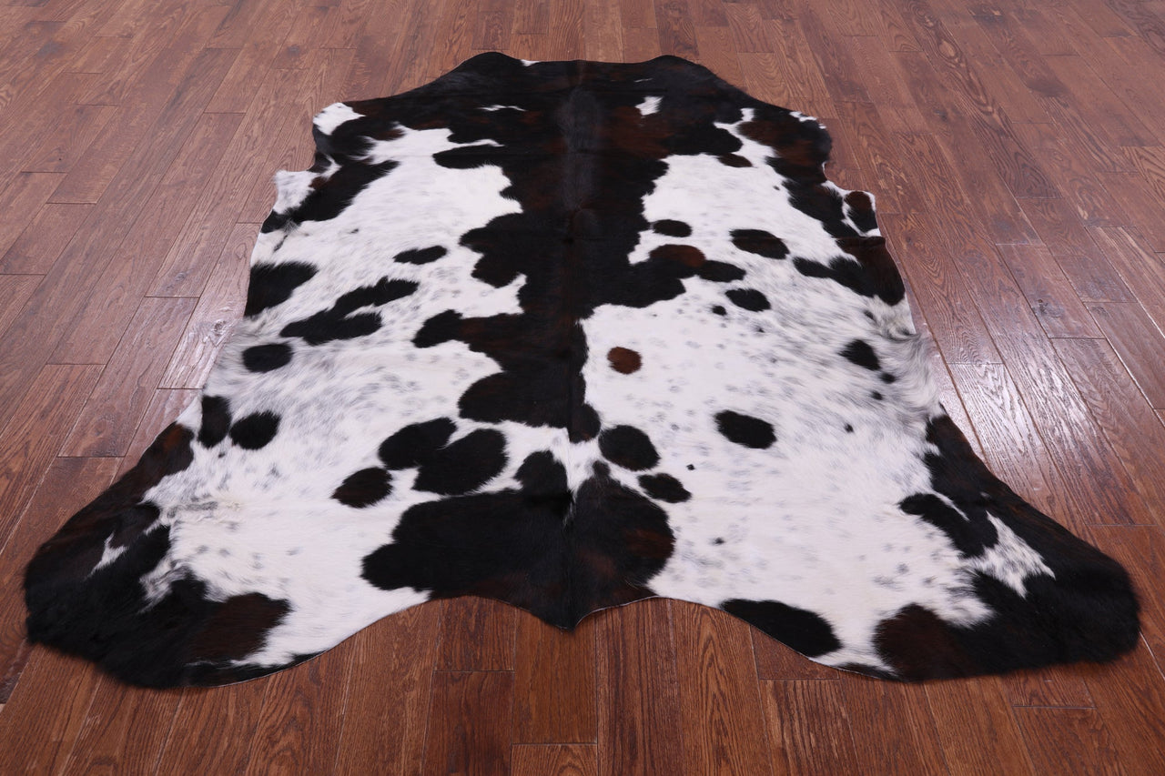 Black & White Natural Cowhide Rug - Large 7'0"H x 6'1"W