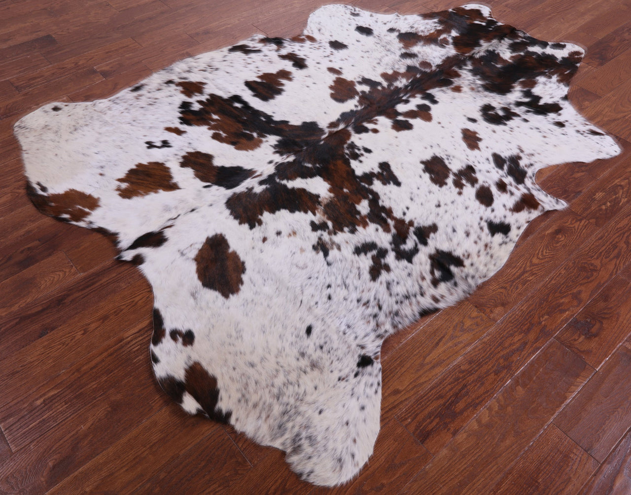 Salt & Pepper Natural Cowhide Rug - Large 7'7"H x 5'11"W