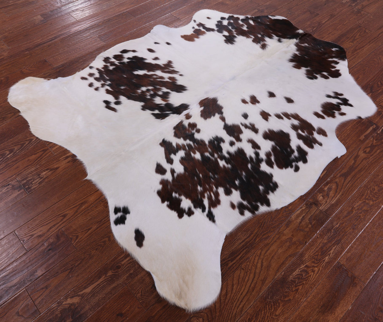 Salt & Pepper Natural Cowhide Rug - Large 6'4"H x 5'7"W