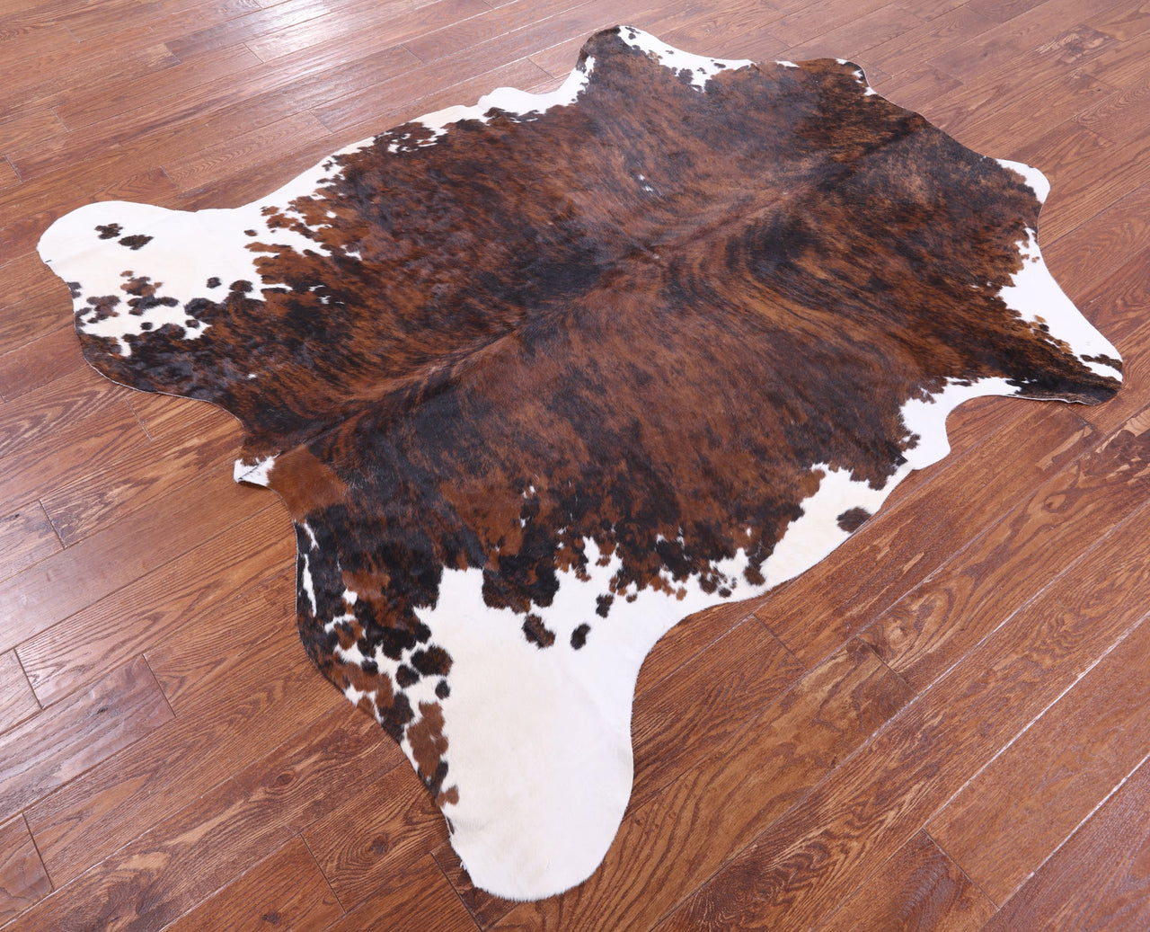 Brindle Natural Cowhide Rug - Medium 6'5"H x 5'10"W