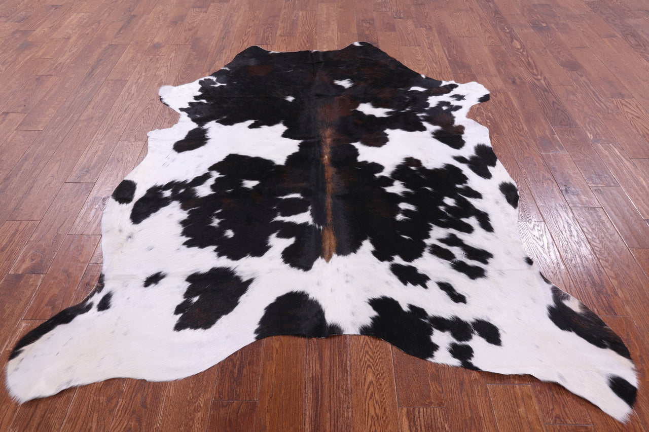 Black & White Natural Cowhide Rug - XLarge 7'0"H x 6'0"W