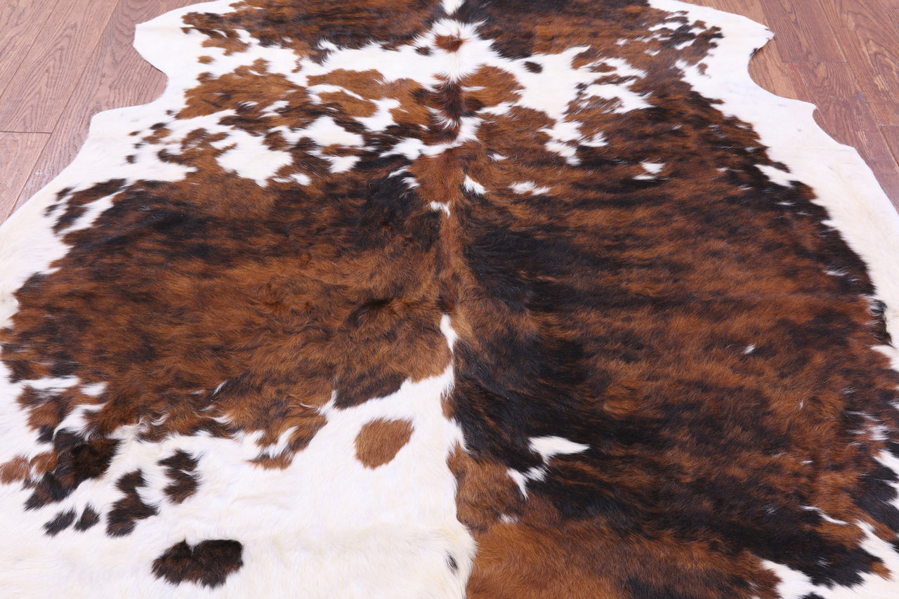 Salt & Pepper Natural Cowhide Rug - Medium 6'6"H x 5'11"W