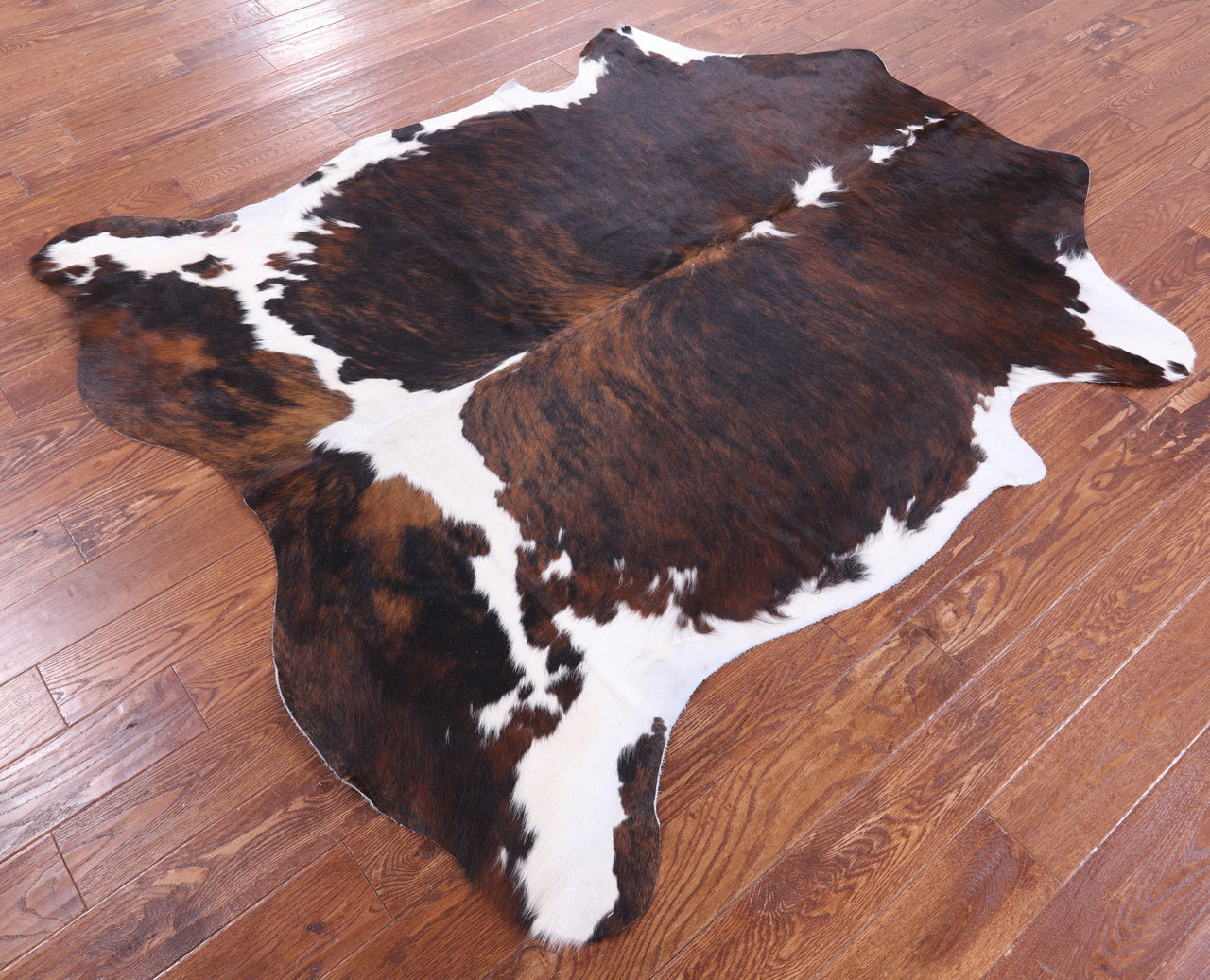 Brindle Tricolor Natural Cowhide Rug - Medium 6'9"H x 5'11"W