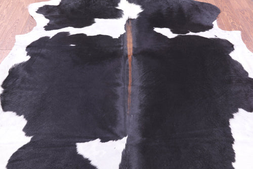 Black & White Natural Cowhide Rug - Large 6'9