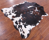 Thumbnail for Tricolor Natural Cowhide Rug - Medium 5'10