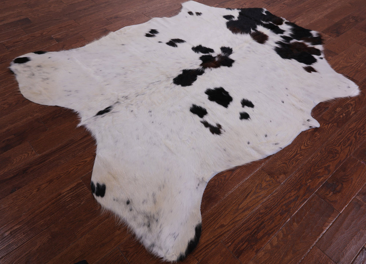 Black & White Natural Cowhide Rug - Medium 6'9"H x 5'9"W