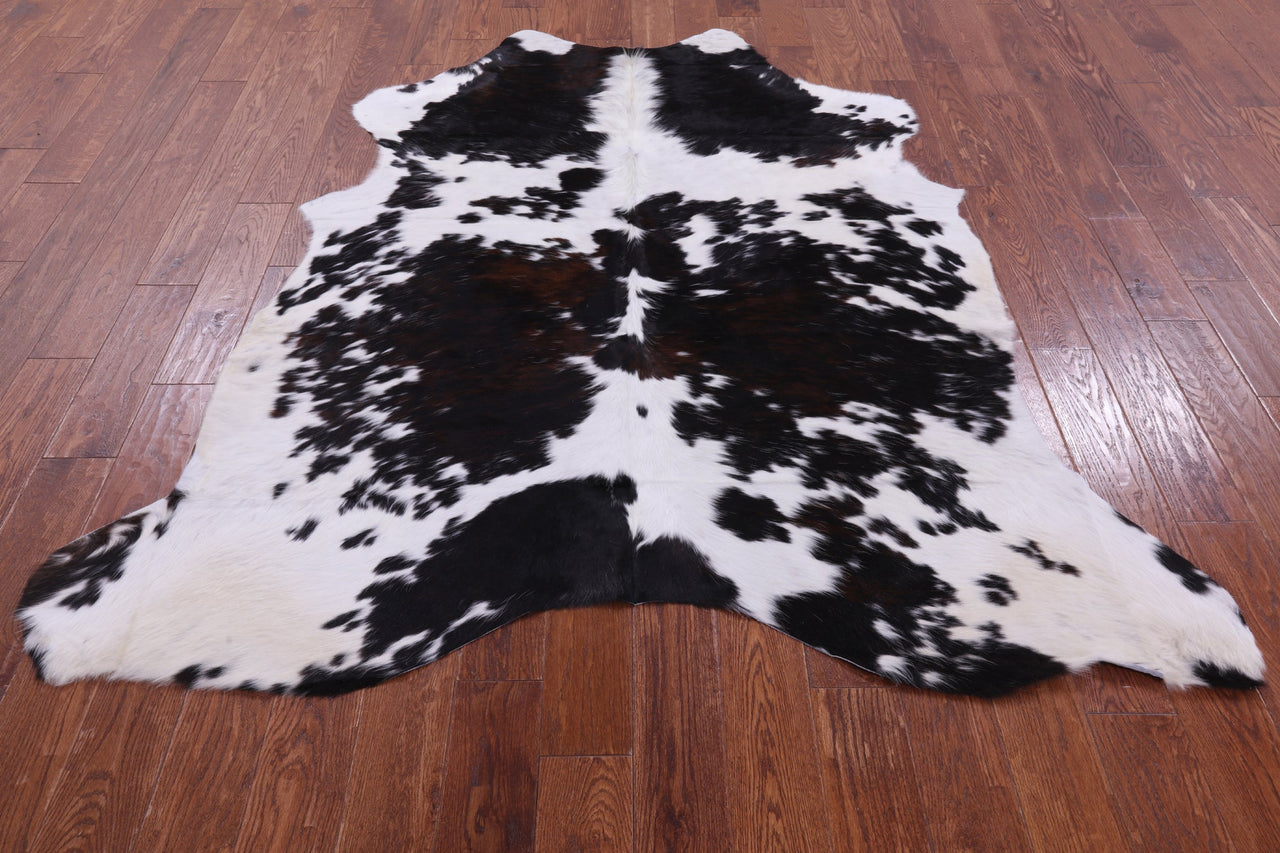 Black & White Natural Cowhide Rug - Medium 6'8"H x 6'1"W