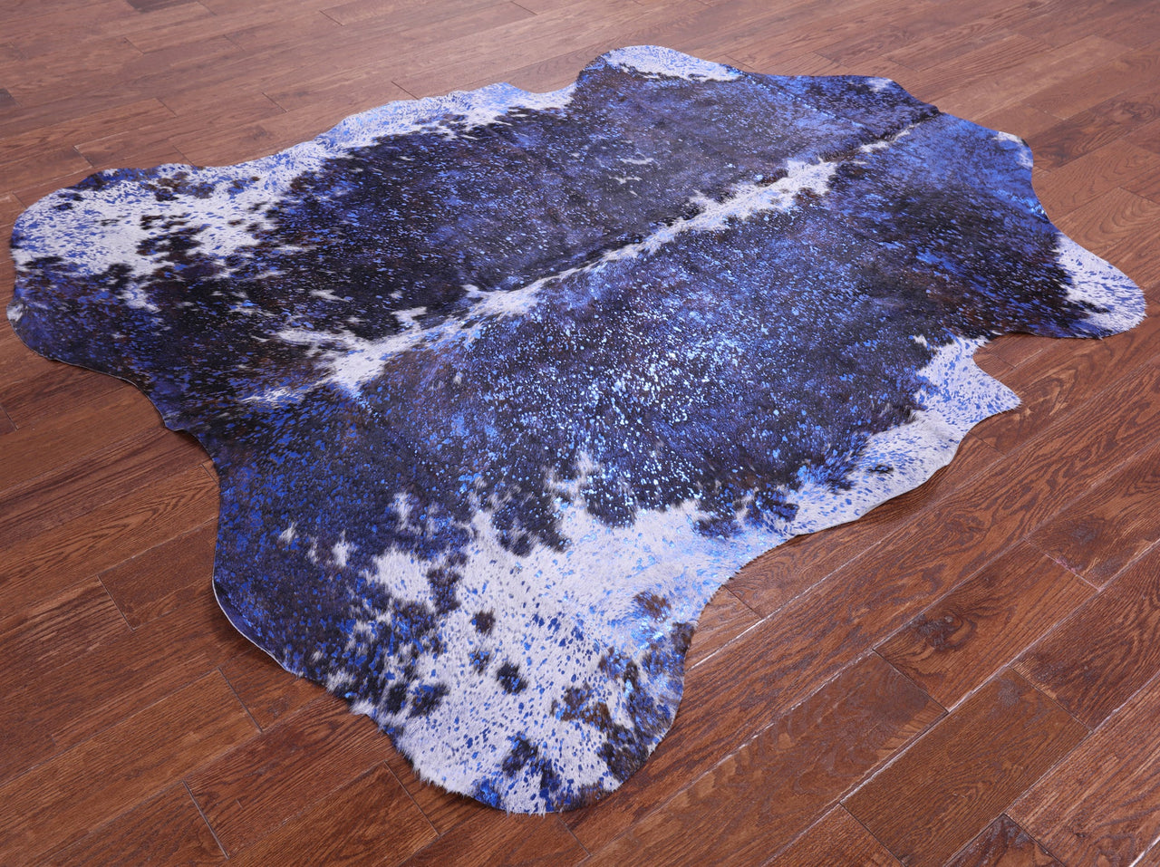 Metallic Natural Cowhide Rug - Large 6'9"H x 6'0"W