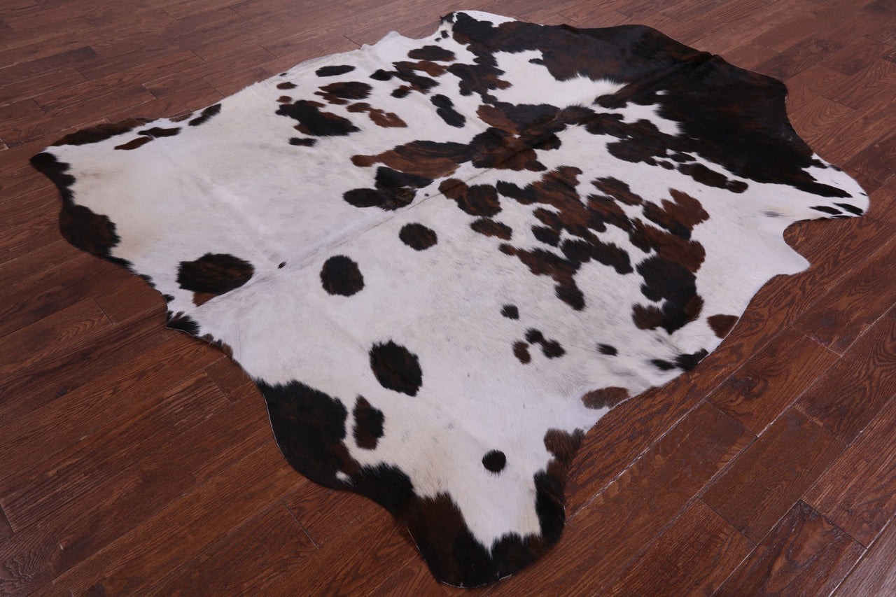 Tricolor Natural Cowhide Rug - XLarge 7'2"H x 6'3"W