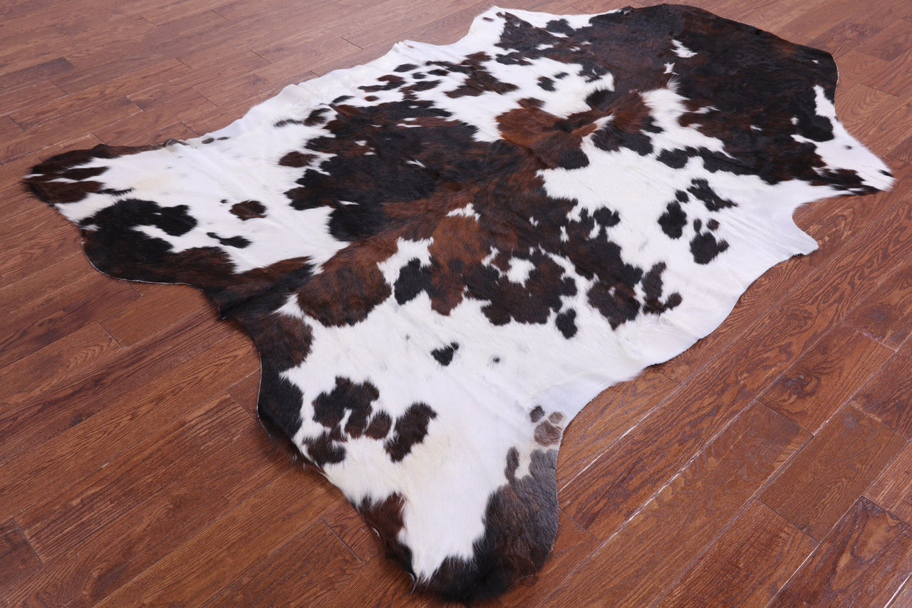 Tricolor Natural Cowhide Rug - XLarge 7'6"H x 6'0"W